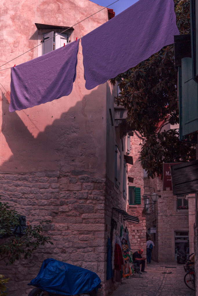 Trogir, Sandstone, Old Town, laundry