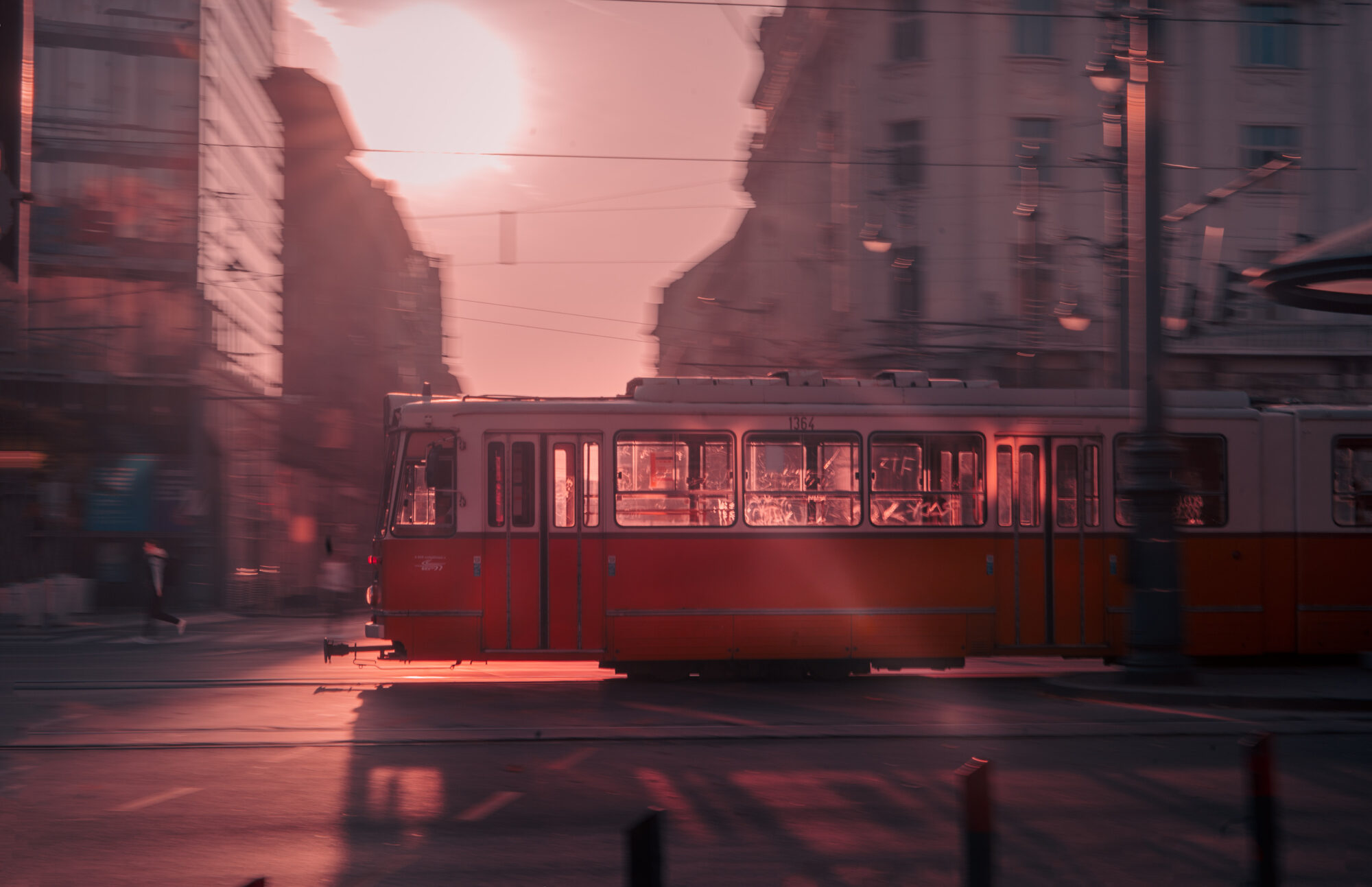 tram sunrise buidapest