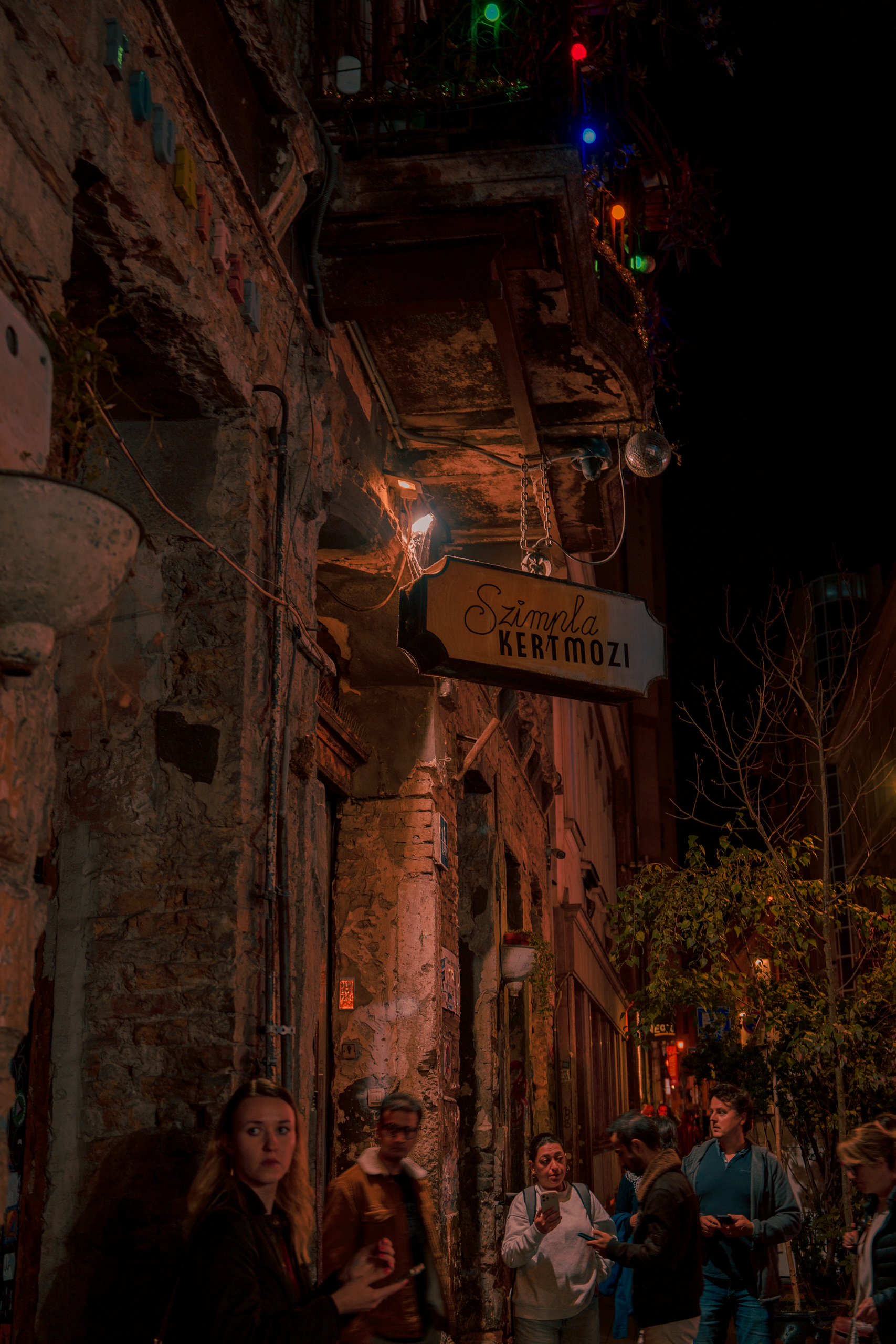 Szimpla Kert Ruin Bar Budapest entrance
