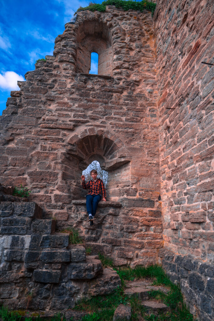Vadstena-Monastery-Ruins-Saint-Bridget-of-Sweden-kid-sitting-in-window