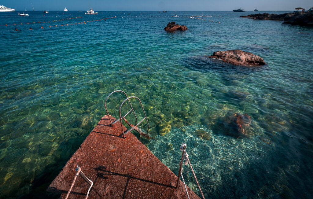 Amalfi-Coast-Italy-Trip-43-Boat-Trip-Salerno-to-Capri-Spiaggia-di-Marina-Piccola-beach-Bagni-Internazionali-Capri-ocean-beach