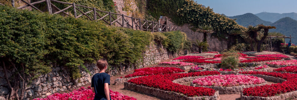 Amalfi-Coast-Italy-Trip Ravello-Villa-Rufolo-garden-flowers-tree