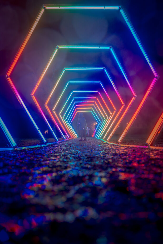 Allt Ljus på Uppsala Light Art Festival – Hexagonal portal in Ekonomicumparken - Uppsala Sweden 2025