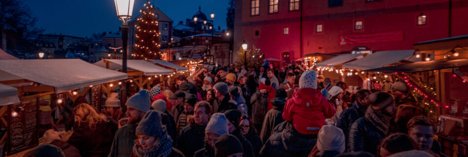 Christmas Market in Sweden - Christmas Tree Market Stalls Cosy Crowd - Uppsala Historiska Julmarknad