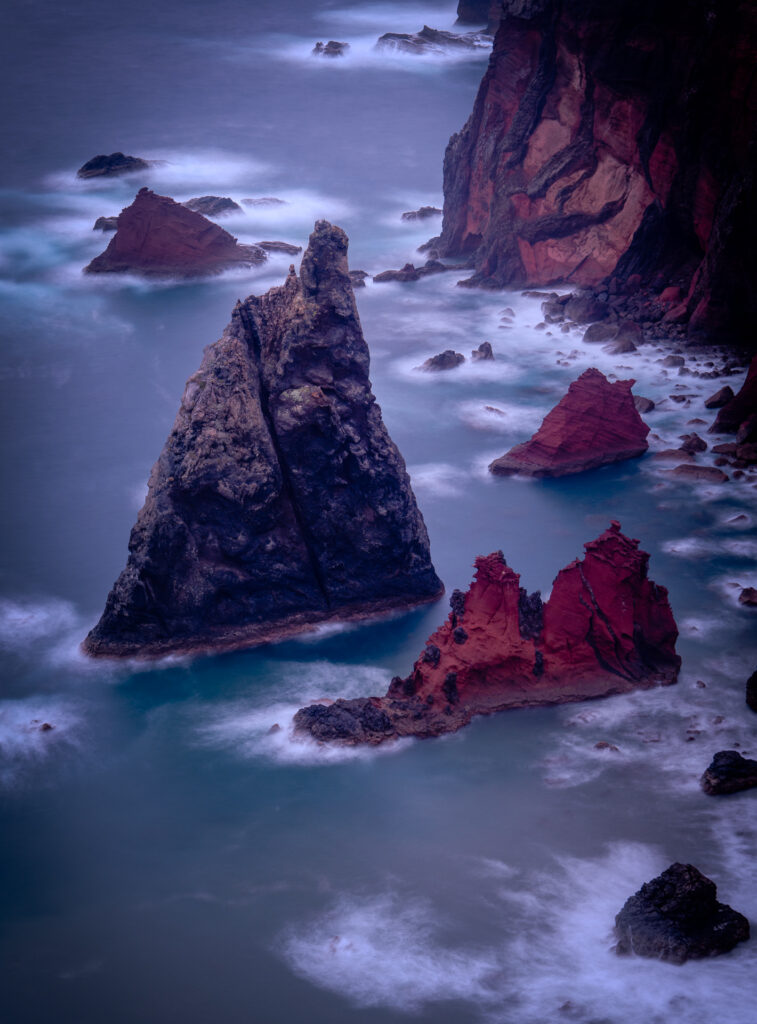 Ponta de São Lourenço - Miradouro do Abismo - Rock Formations