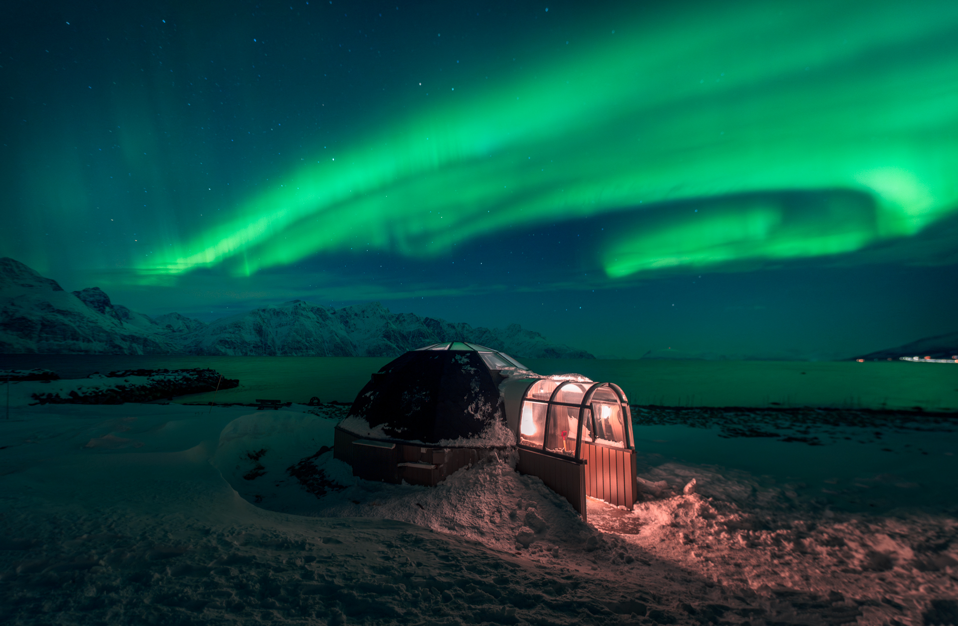 Tromsö - Lyngen North Aurora Borealis Northern Light